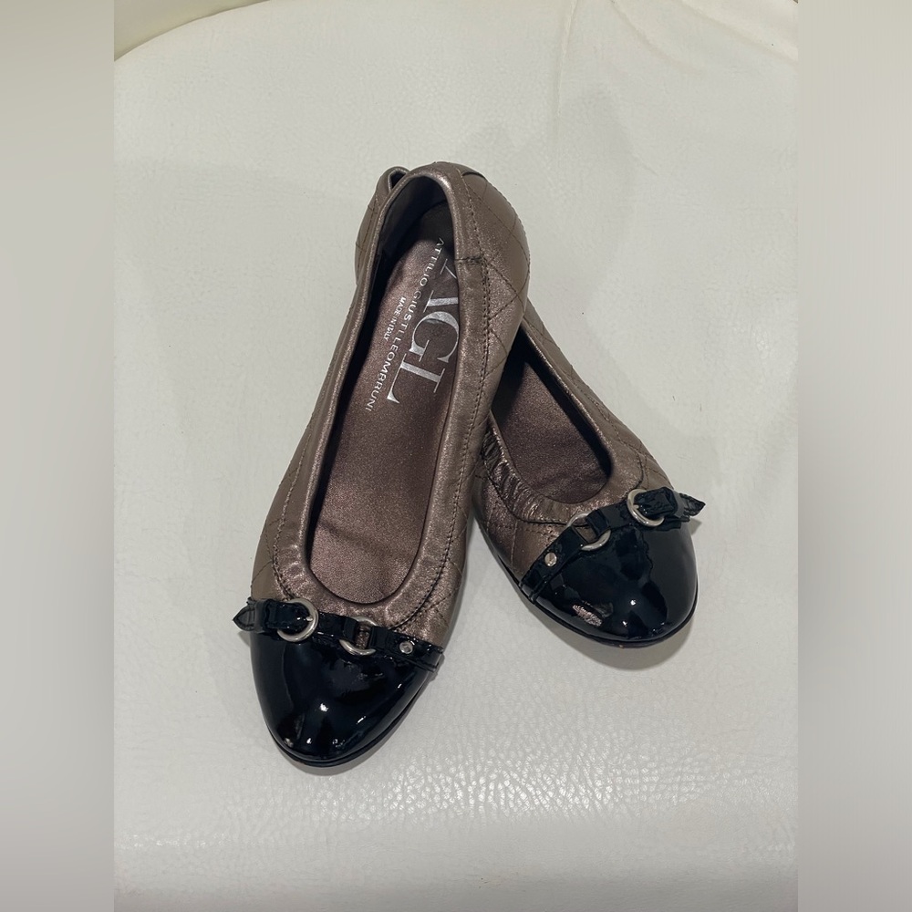 AGL Monika Quilted Ballet Flats Bronze/ Black Size 7/37